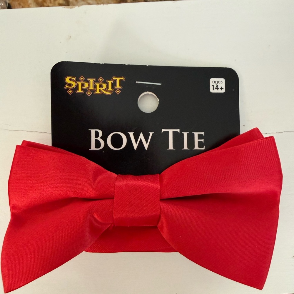 New Spirit Halloween Bold Red Bow Tie